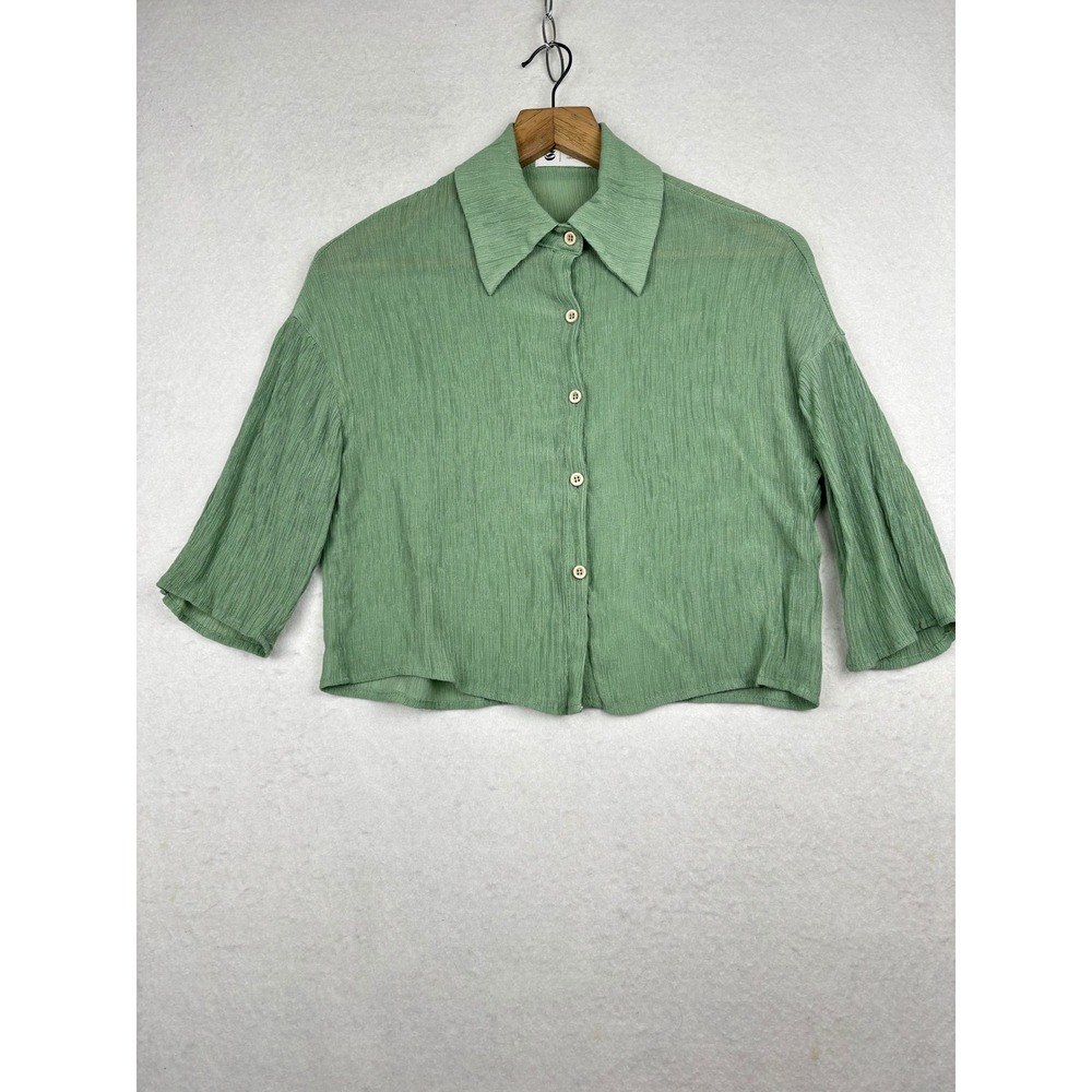 The Sweet Collective Button Down Shirt Womens Small Cropped Textured